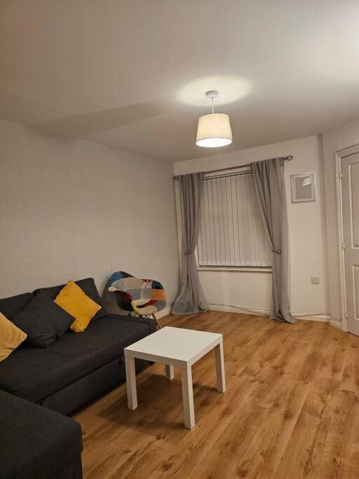 The Park View, 2 Bedroom House Kirkcaldy Buitenkant foto